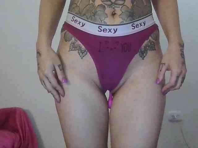 TaylorMegan webcam