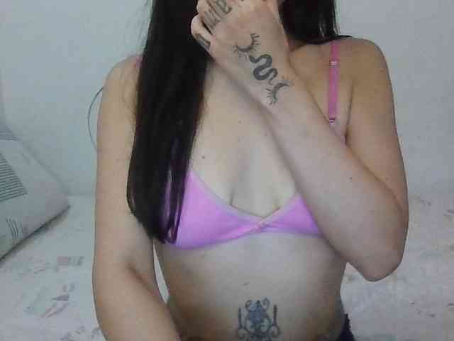 TaylorMegan webcam