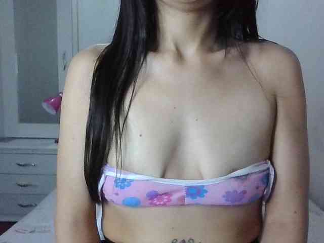 TaylorMegan webcam