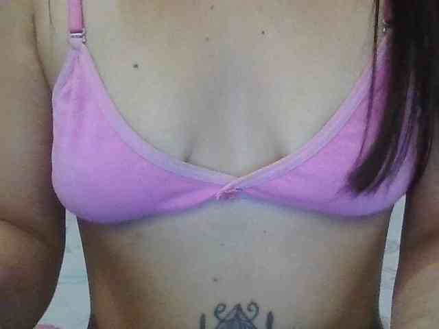 TaylorMegan webcam