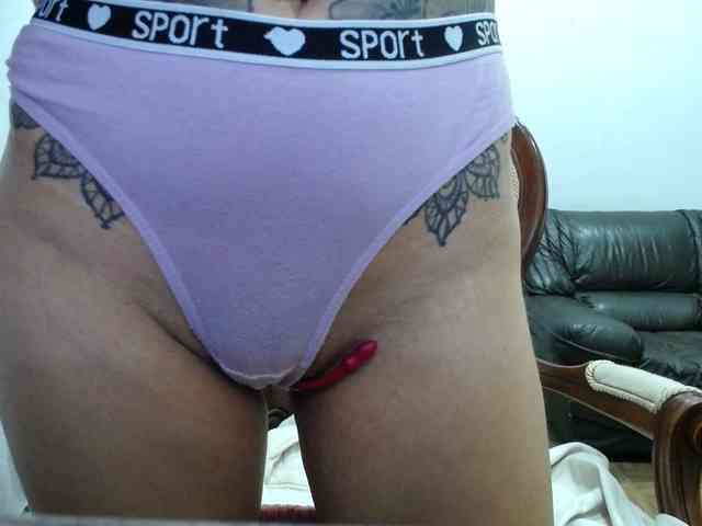 TaylorMegan webcam