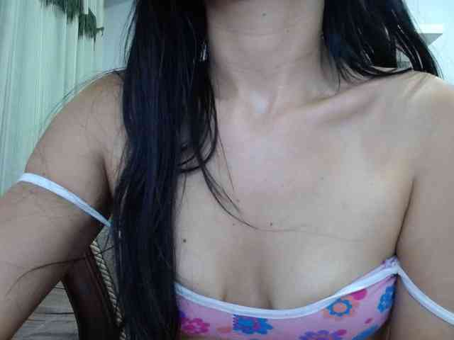 TaylorMegan webcam