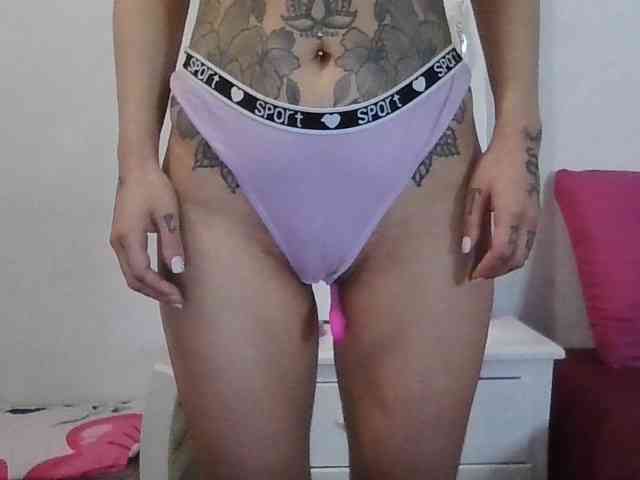 TaylorMegan webcam