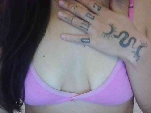 TaylorMegan webcam