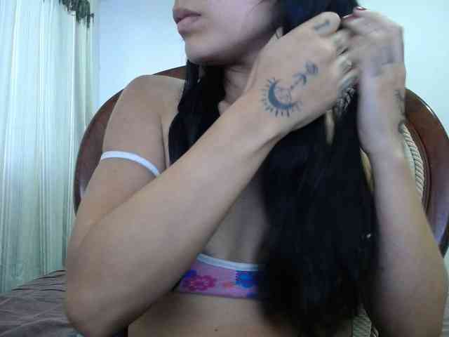 TaylorMegan webcam