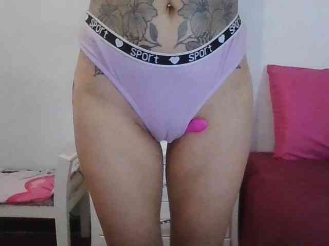 TaylorMegan webcam