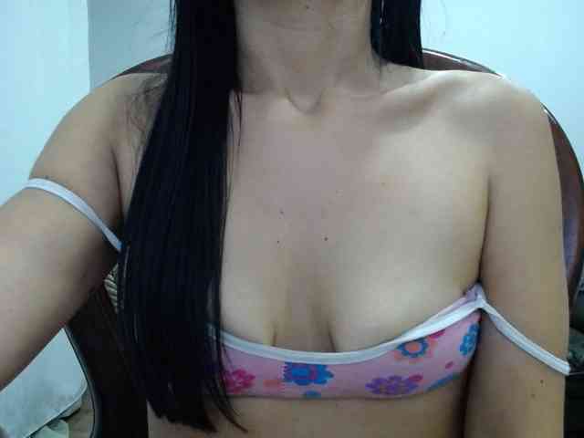 TaylorMegan webcam