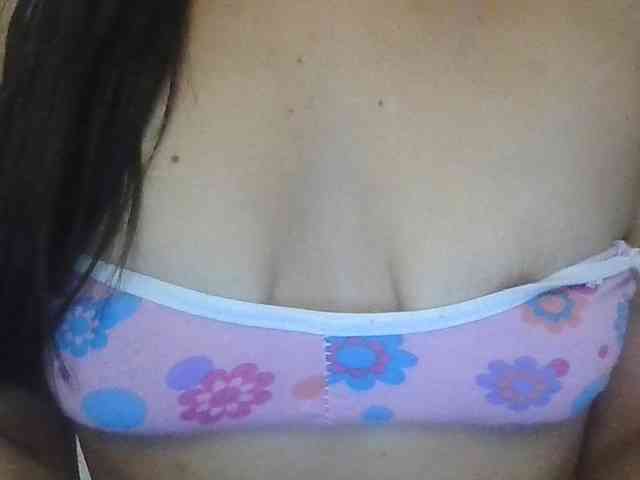 TaylorMegan webcam