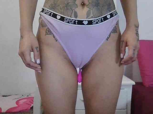 TaylorMegan webcam