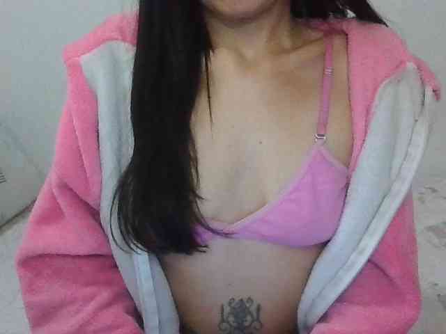 TaylorMegan webcam
