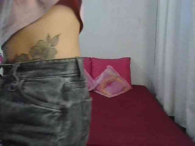 TaylorMegan webcam