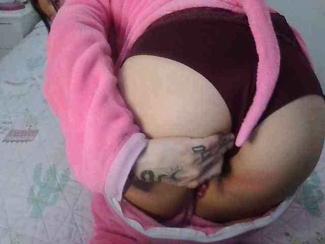 TaylorMegan webcam