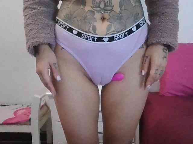 TaylorMegan webcam