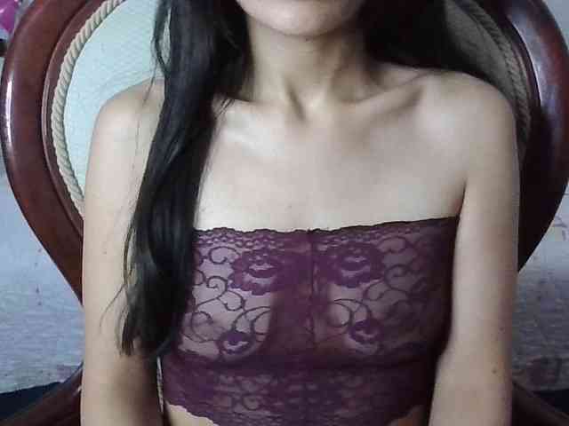 TaylorMegan webcam