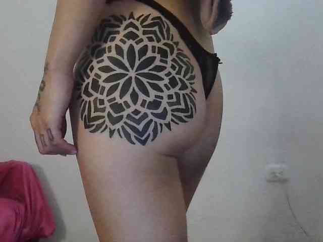 TaylorMegan webcam