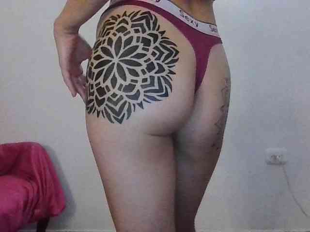 TaylorMegan webcam