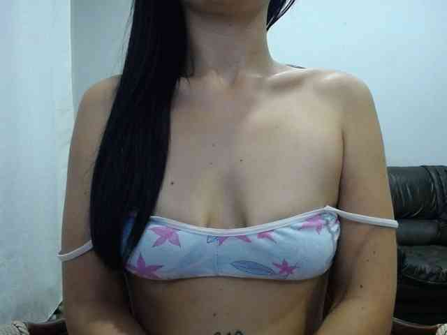 TaylorMegan webcam