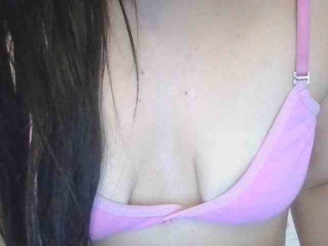 TaylorMegan webcam