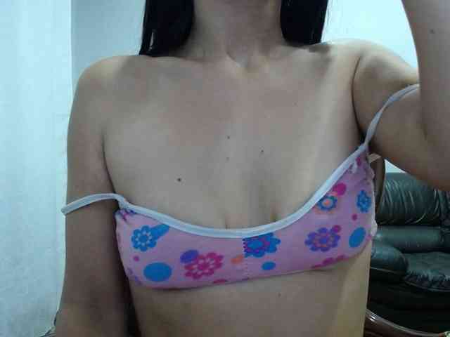 TaylorMegan webcam