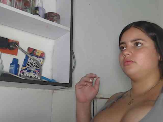 jessica-sweety webcam