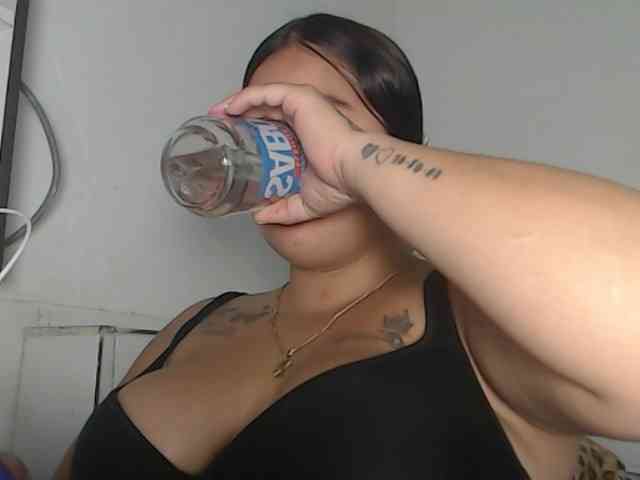 jessica-sweety webcam