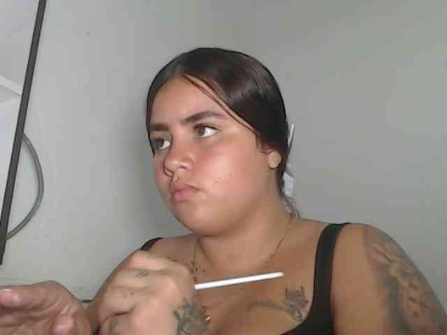 jessica-sweety webcam