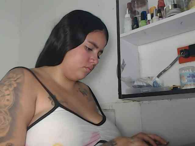 jessica-sweety webcam