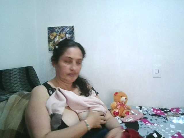 Ximenajimenez live cam on BongaCams