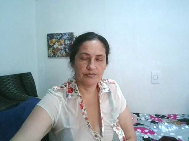Ximenajimenez live cam on BongaCams