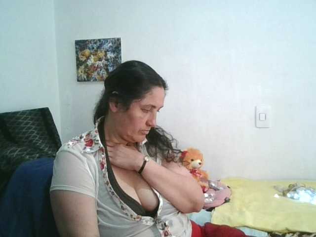 Ximenajimenez live cam on BongaCams
