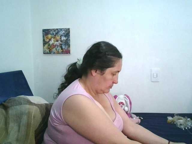 Ximenajimenez live cam on BongaCams