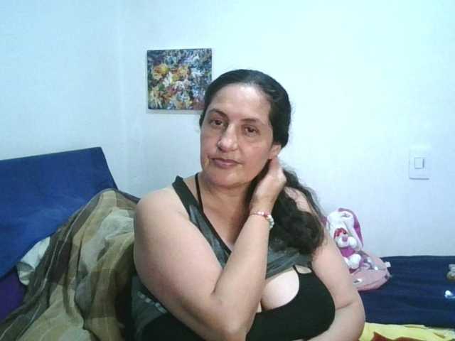 Ximenajimenez live cam on BongaCams