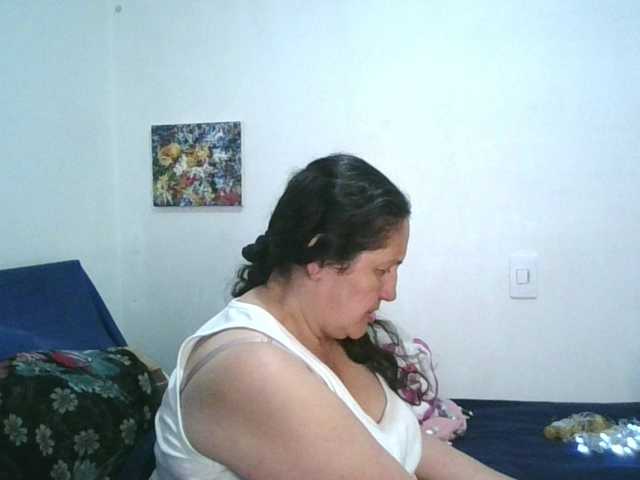 Ximenajimenez live cam on BongaCams