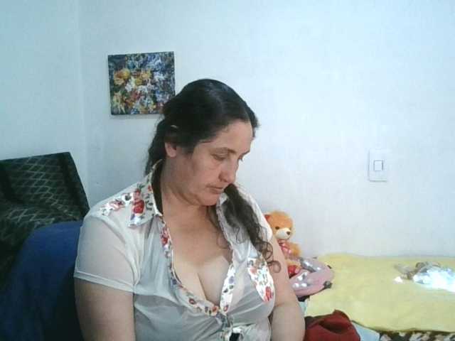 Ximenajimenez live cam on BongaCams