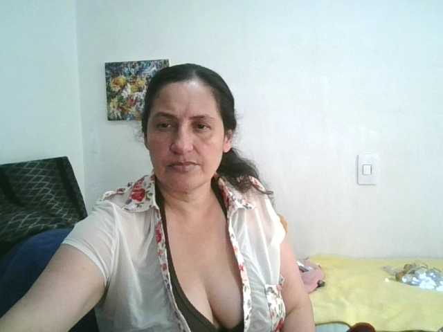 Ximenajimenez live cam on BongaCams