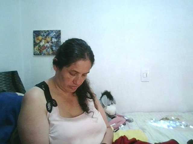 Ximenajimenez live cam on BongaCams