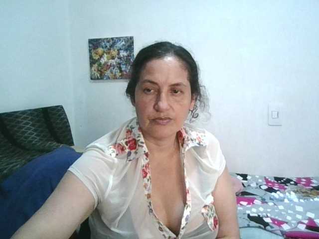 Ximenajimenez live cam on BongaCams