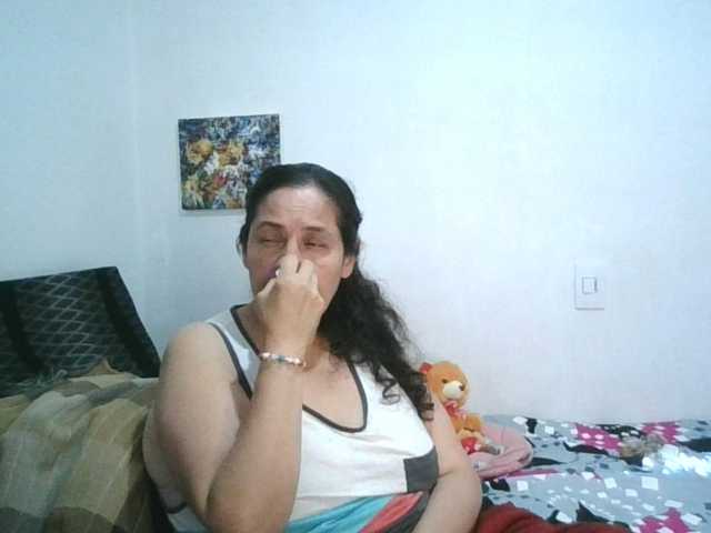 Ximenajimenez live cam on BongaCams