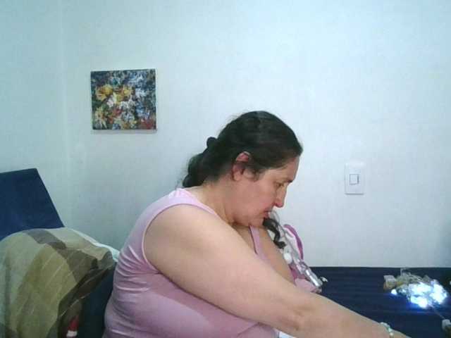 Ximenajimenez live cam on BongaCams