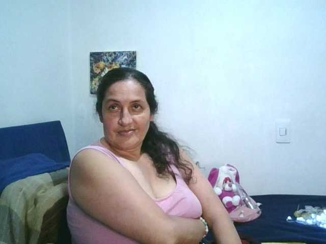 Ximenajimenez live cam on BongaCams
