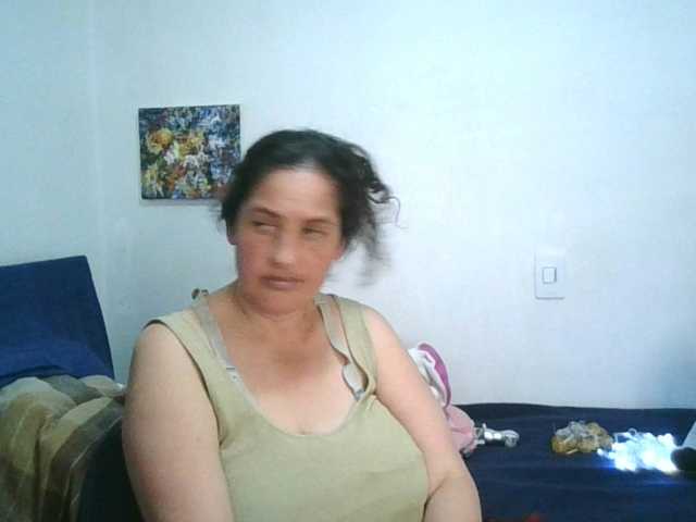Ximenajimenez live cam on BongaCams