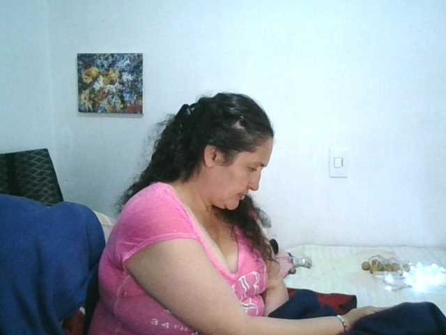 Ximenajimenez live cam on BongaCams