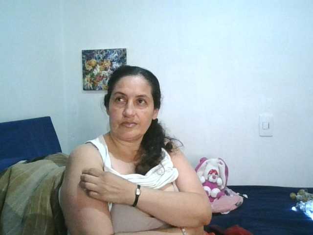 Ximenajimenez live cam on BongaCams