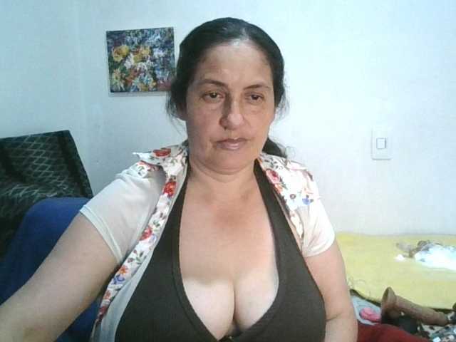 Ximenajimenez live cam on BongaCams