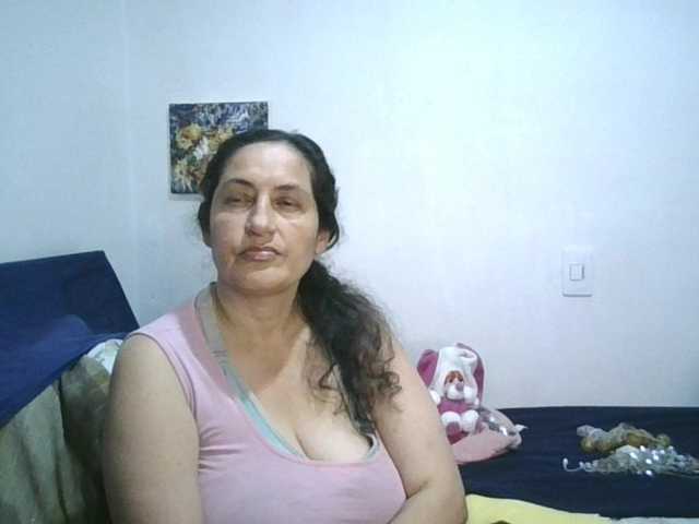 Ximenajimenez live cam on BongaCams