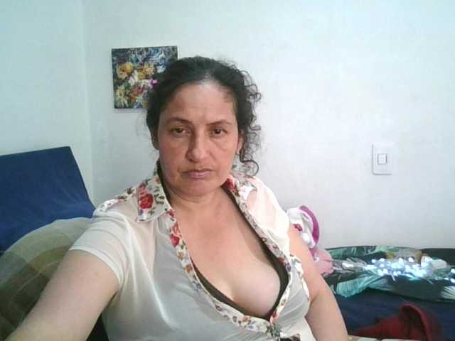 Ximenajimenez live cam on BongaCams