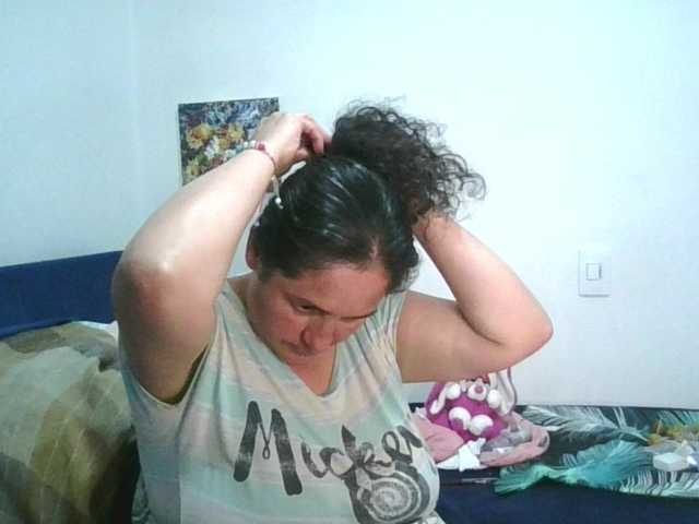 Ximenajimenez live cam on BongaCams