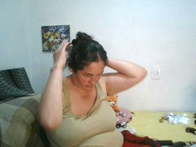 Ximenajimenez live cam on BongaCams