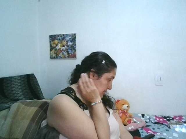 Ximenajimenez live cam on BongaCams