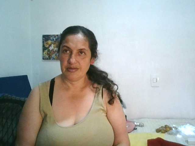 Ximenajimenez live cam on BongaCams